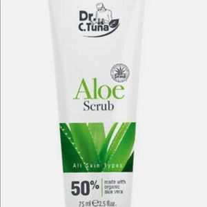 Farmasi Aloe Scrub